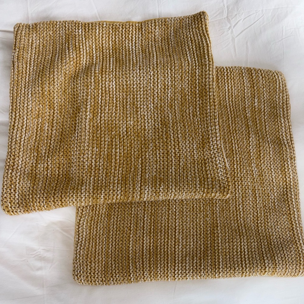 Set of 2 - Mustard Yellow Knit Throw Pillowcases